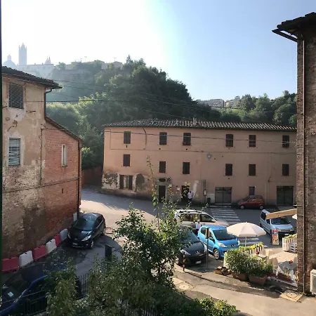 アパート To Dream In