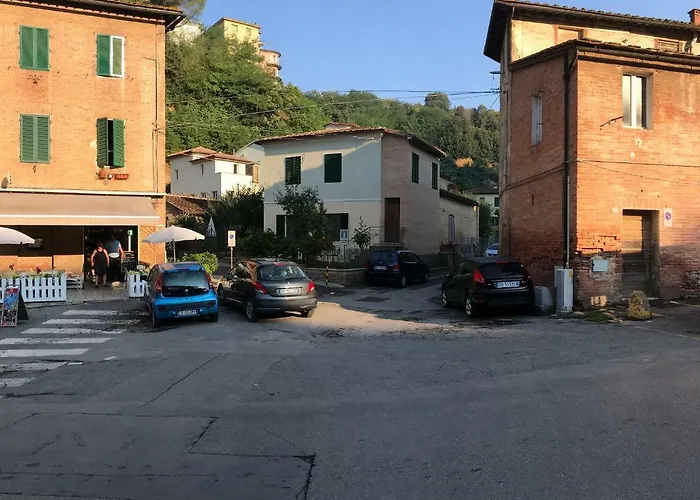 To Dream In سيينا