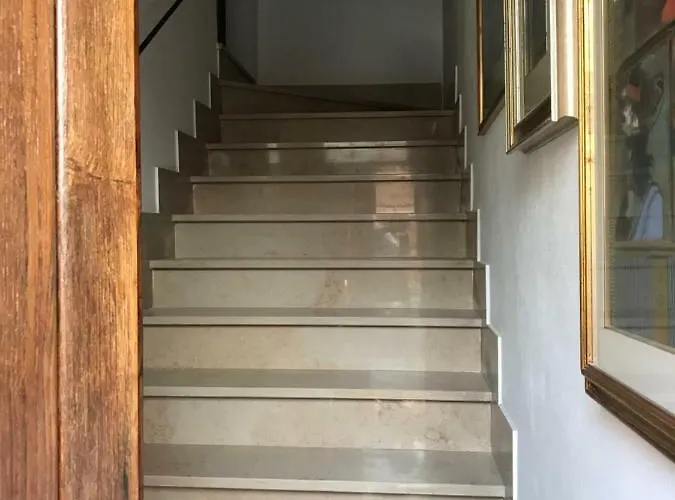 To Dream In Apartment *